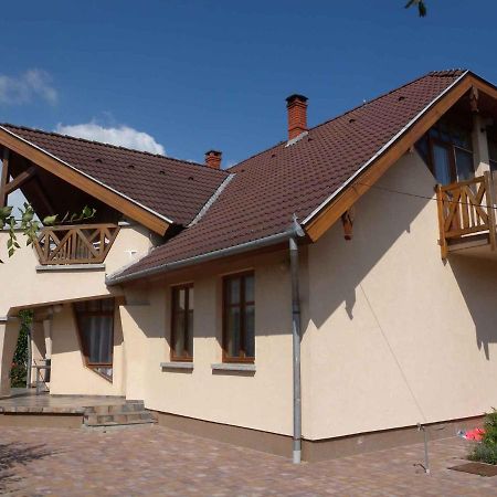Apartment Balatonlelle 6 Eksteriør bilde